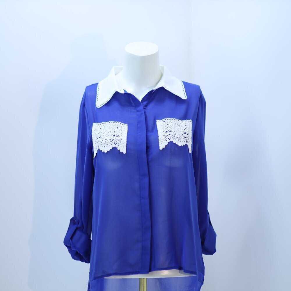 IN STYLE Blue and White Collar Blouse Vendor Size S NWT